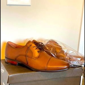 Men’s Florsheim Dress Shoes.